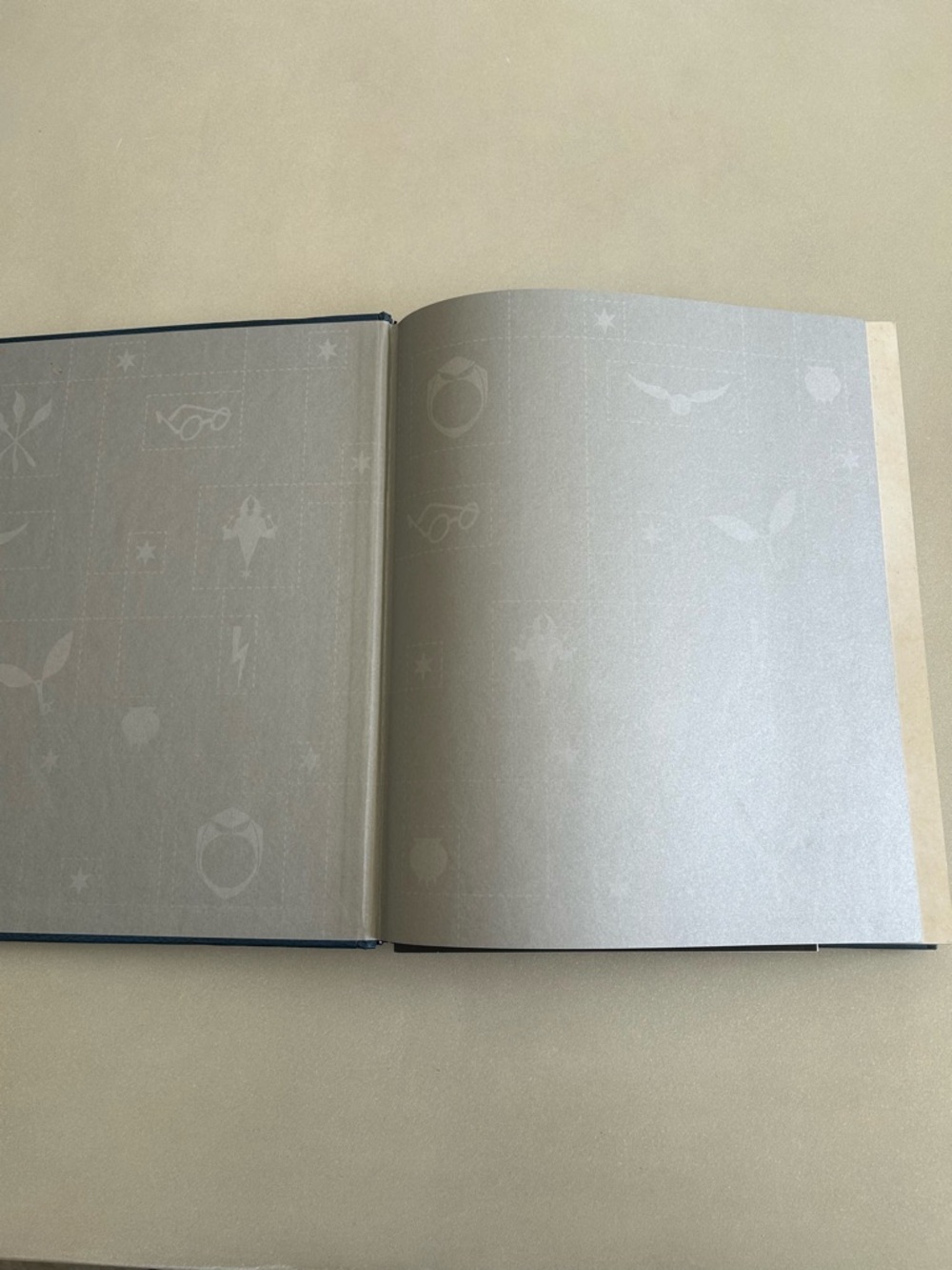 Warner Bros. Harry Potter The Artifact Vault by Jody Revenson - Picture 9 of 17